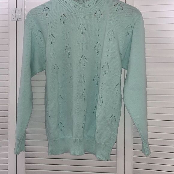 Vintage Pastel Green Eyelet Sweater Medium - Picture 1 of 9